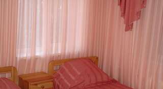 Гостиница Верещагинский  Сочи Двухместный номер с 2 отдельными кроватями-2